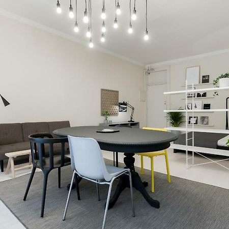 Baixa24 •P1L• Amplo Estudio Na Baixa Com Varanda OOporto Exteriör bild