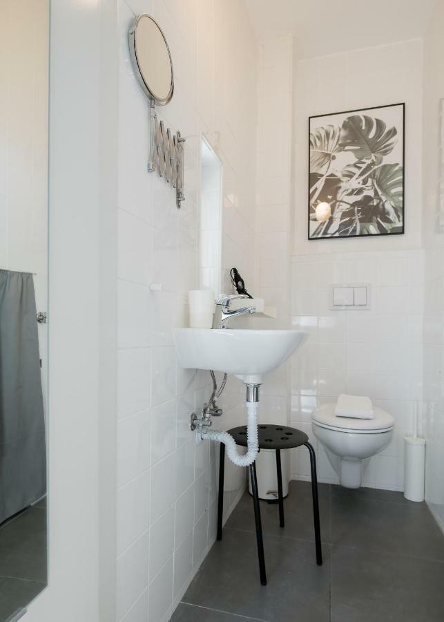 Baixa24 •P1L• Amplo Estudio Na Baixa Com Varanda OOporto Exteriör bild